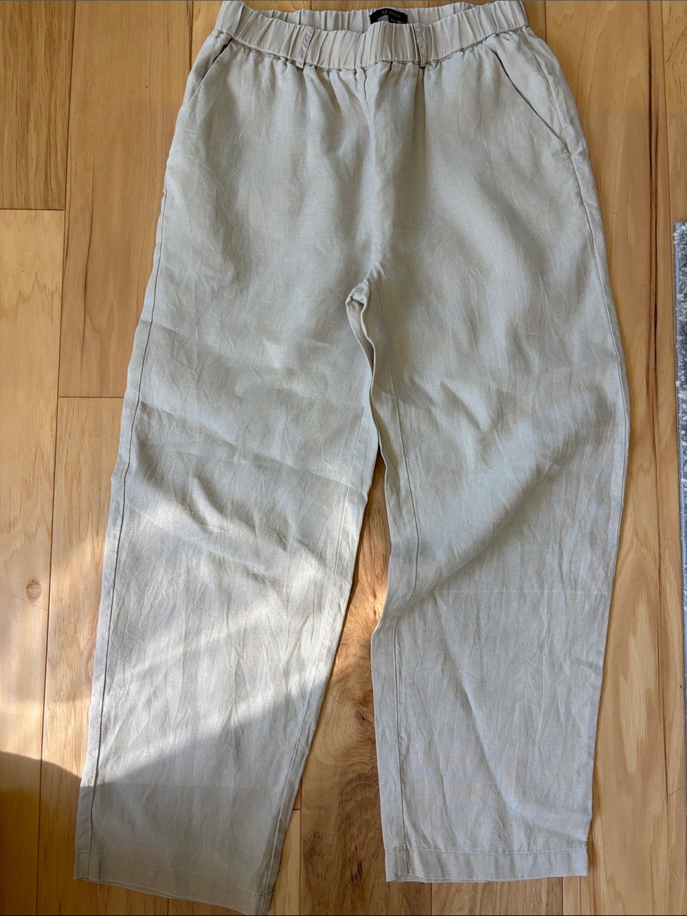 Quince women’s tan linen pants